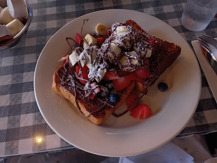 Chelsea Square Diner Picture 3