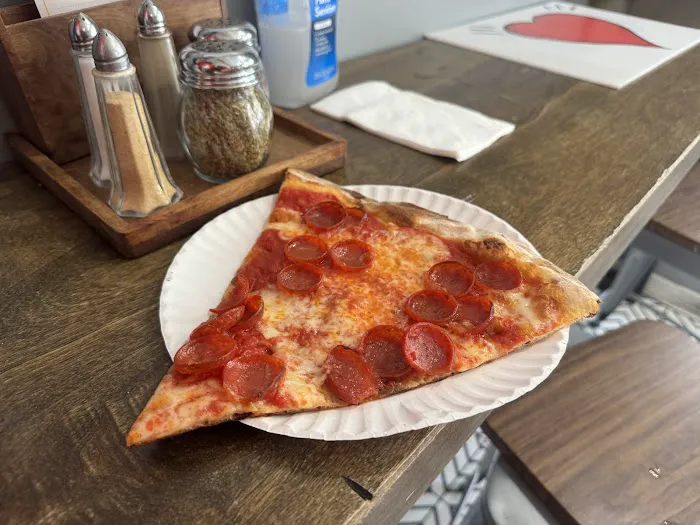 Baggios Pizzeria Picture 1