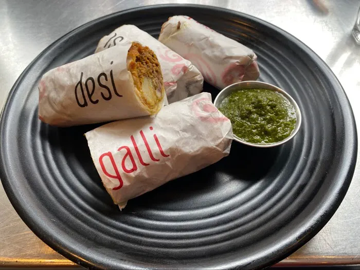 Desi Galli Picture 6