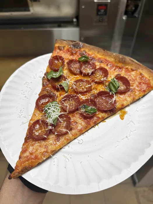 Pop’s Pizza of East Village Picture 1