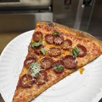 Pop’s Pizza of East Village ico
