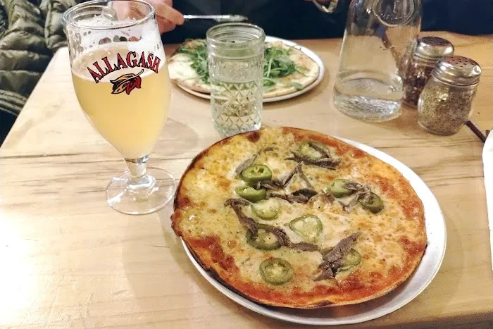 Tappo NYC Thin Crust Pizza Picture 4