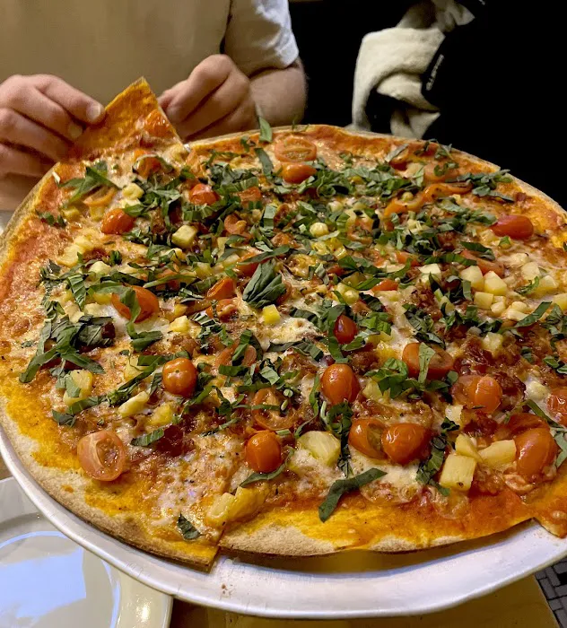 Tappo NYC Thin Crust Pizza Picture 9