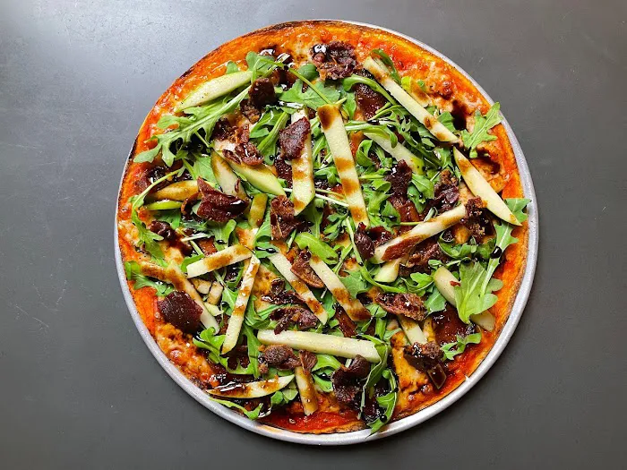 Posto NYC Thin Crust Pizza Picture 4
