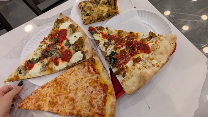 Roma Pizza Picture 2