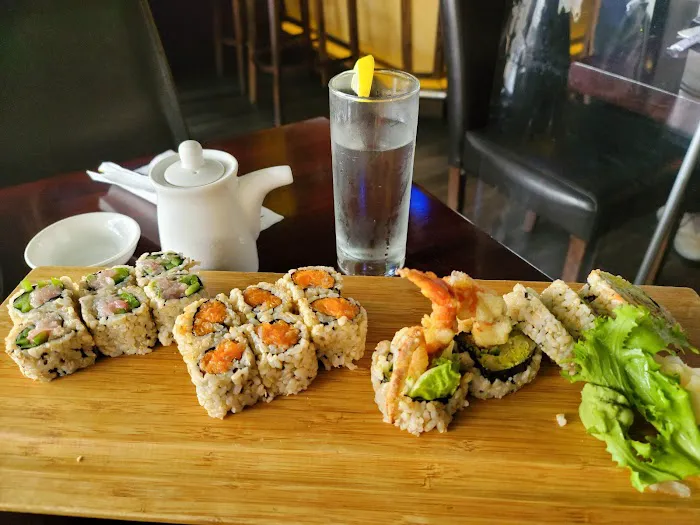 Asuka Sushi Picture 3