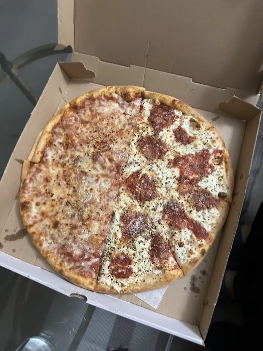 10th Avenue Pizza & Cafe Picture 2