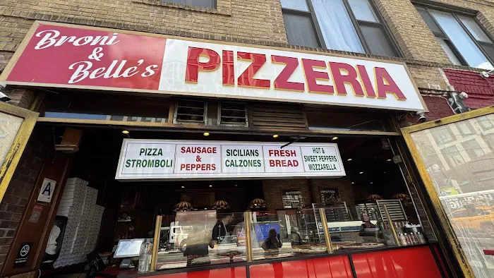 Broni & Belle's Pizzeria Picture 9