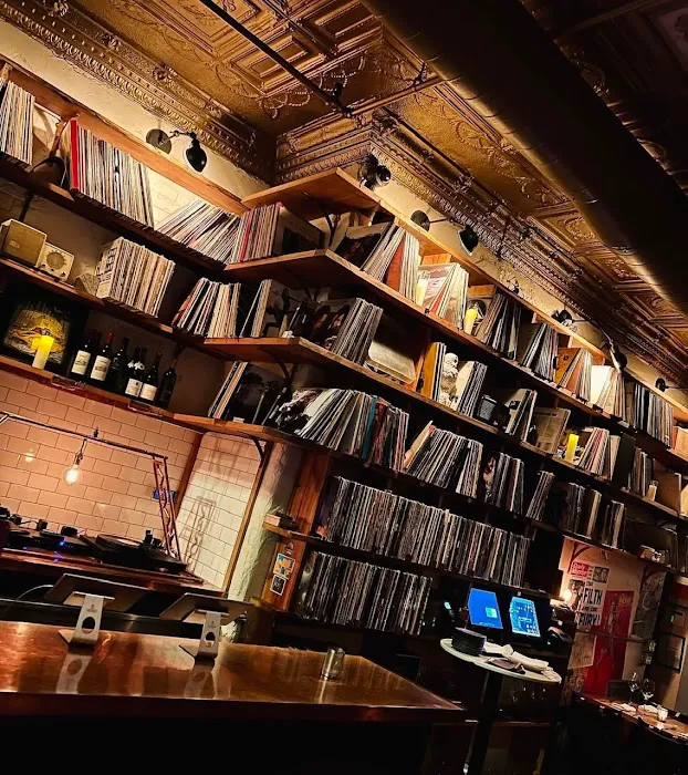 Vinyl Steakhouse Picture 6
