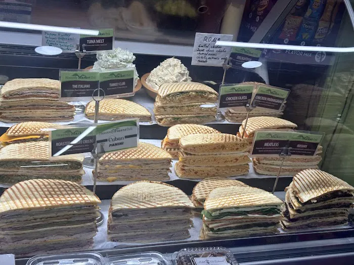 Heavenly Market Cafe Picture 6
