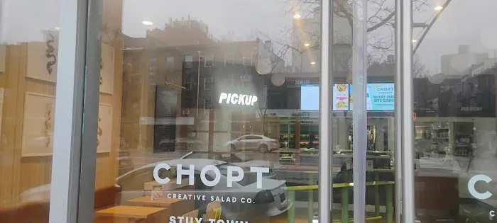Chopt Creative Salad Co. Picture 8