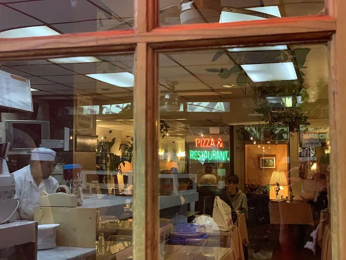 Frank's Trattoria Picture 2