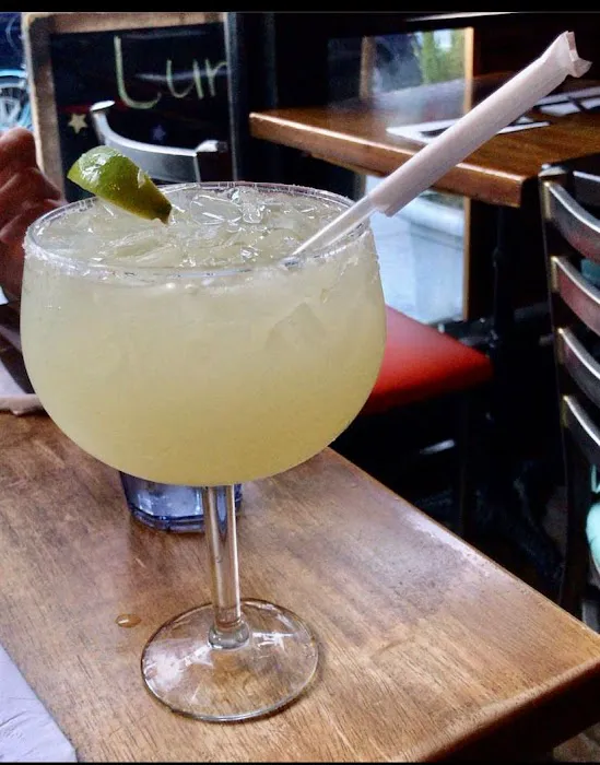 El Camion Cantina Picture 3