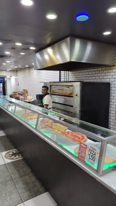 Relate Pizza Picture 5