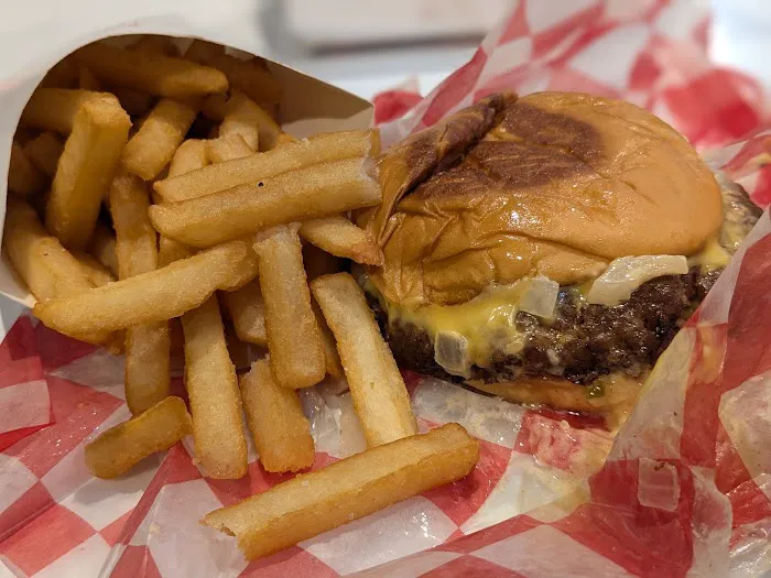 7th Street Burger Chelsea Picture 1