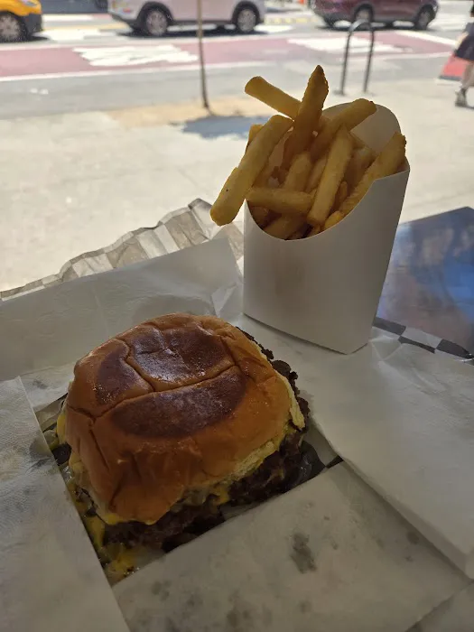 7th Street Burger Chelsea Picture 10