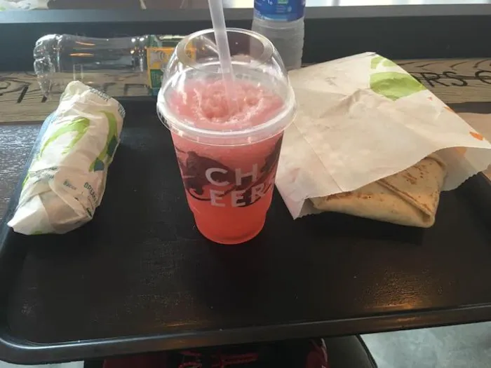Taco Bell Cantina Picture 8