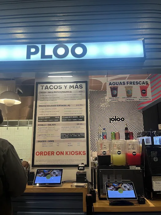 ploo Taqueria Picture 4