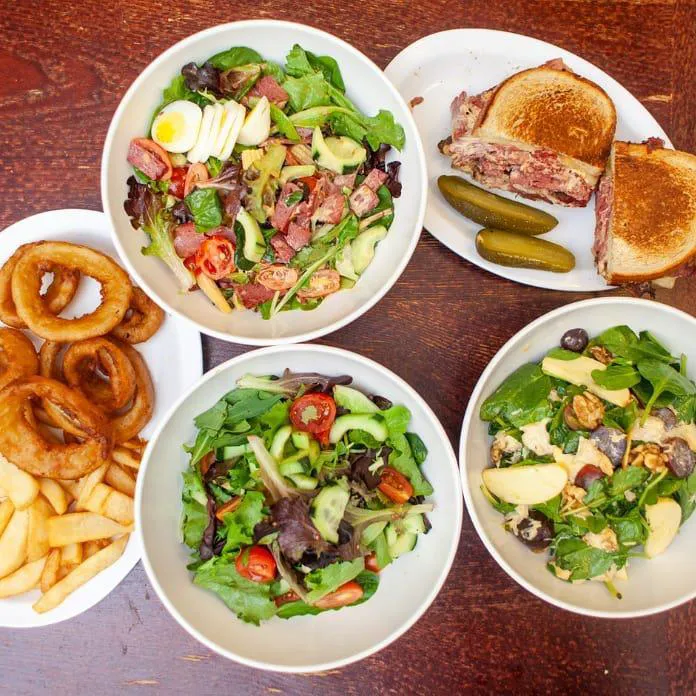 Eisenberg's Sandwich Shop Picture 2