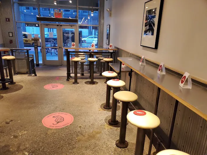 Chipotle Mexican Grill Picture 9