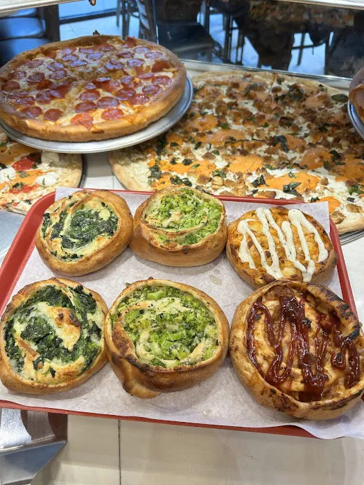 Roma Pizza Picture 1