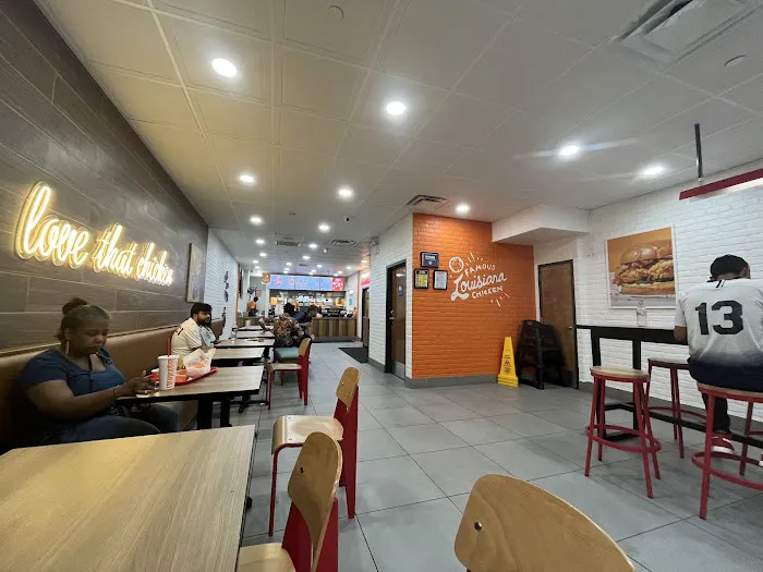 Popeyes Louisiana Kitchen Picture 7