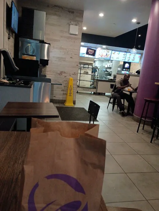 Taco Bell Picture 4