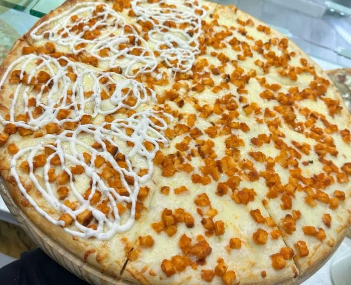 Lexington Famous Pizza Picture 2