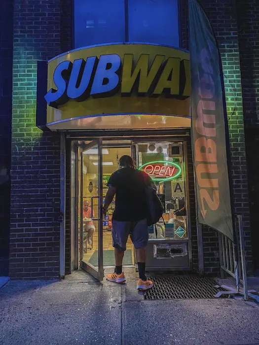 Subway Picture 10