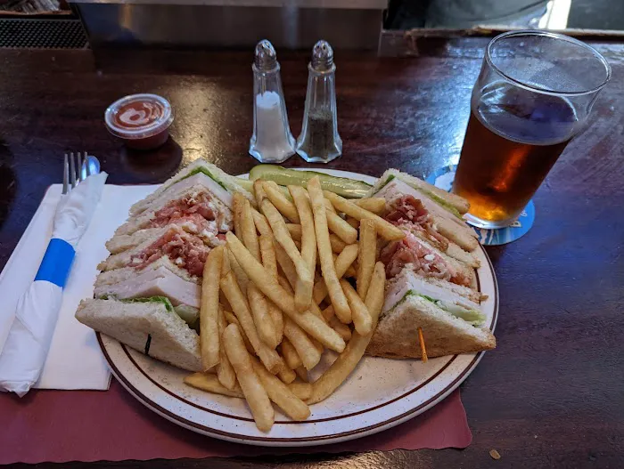 Fitzgerald's Pub Picture 5