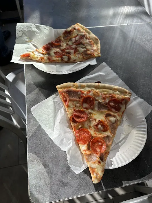 Chelsea Pizza Picture 1