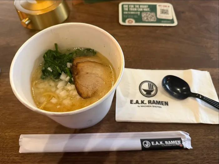 E.A.K. RAMEN by MACHIDA SHOTEN Moynihan Train Hall Picture 10