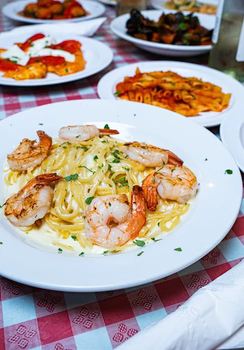 257 7 ave Ciao Bella restauran pizzeria Picture 2
