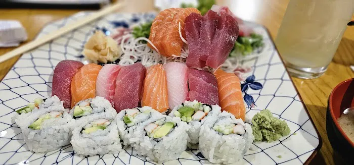 EJ BBQ & Sushi Picture 3