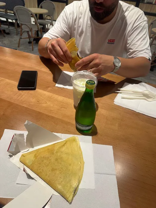 Vive La Crepe Picture 8