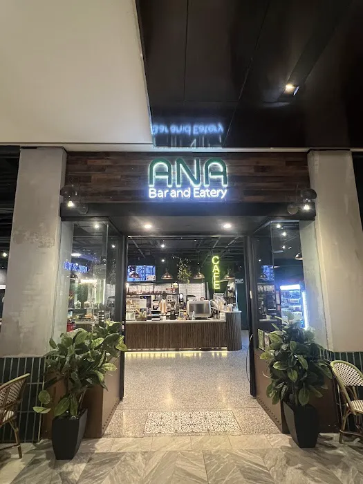 ANA Bar and Eatery Picture 4