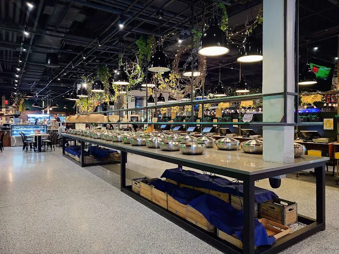 ANA Bar and Eatery Picture 8