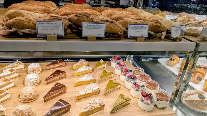 Eataly Caffè - Hudson Yards Picture 1
