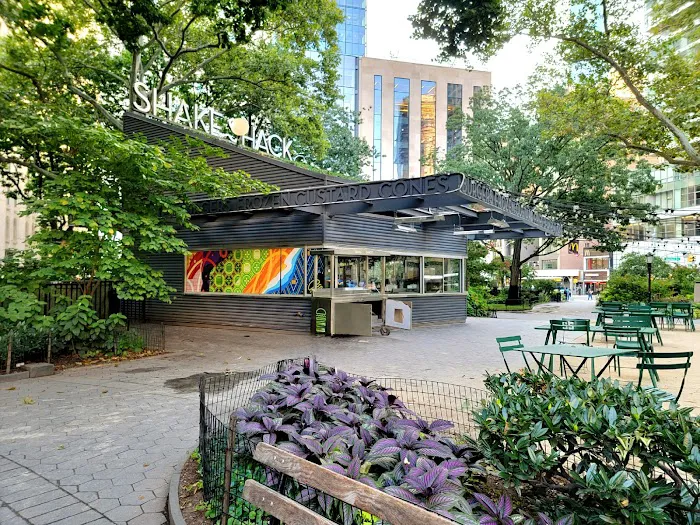 Shake Shack Madison Square Park Picture 9