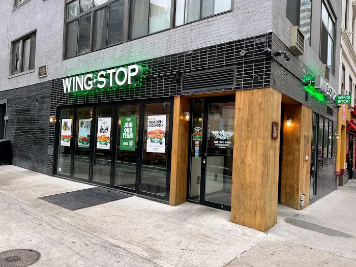 Wingstop Picture 3