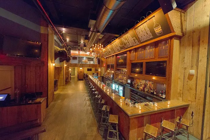 American Whiskey - Midtown Picture 1