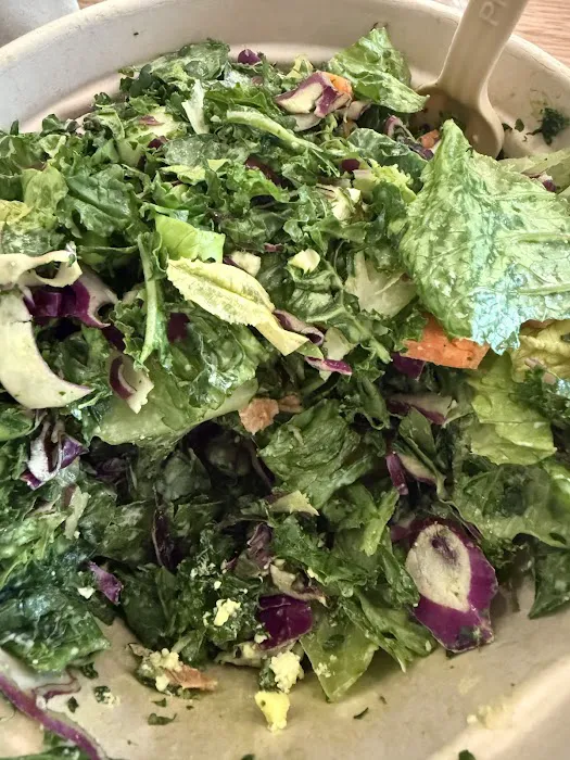 Chopt Creative Salad Co. Picture 1