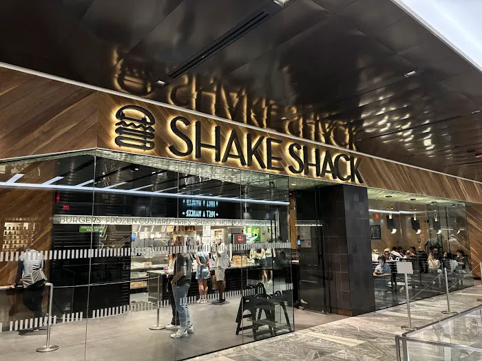 Shake Shack Hudson Yards Picture 3