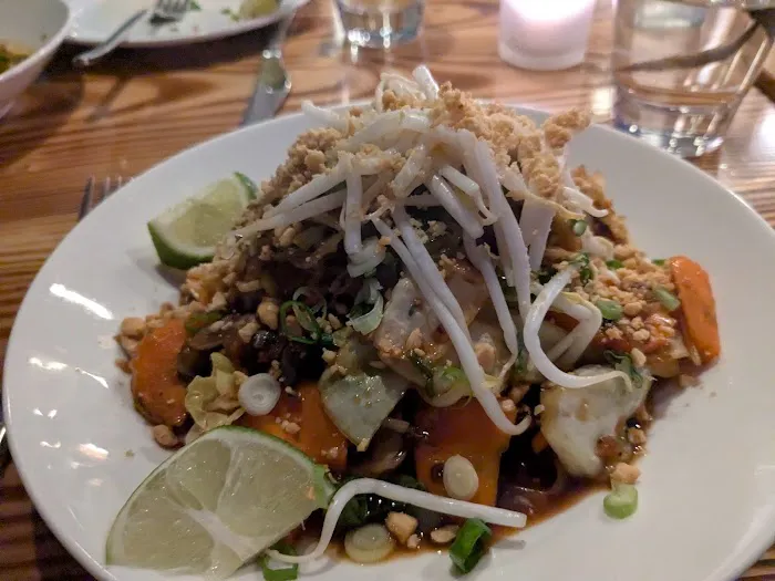 NamasTHAI - 100% Plant-Based Thai by Candle Picture 5