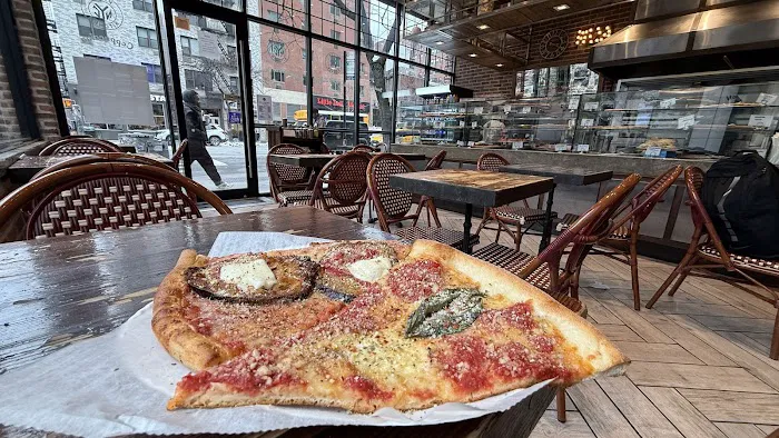 NYC PIZZA KITCHEN Picture 7