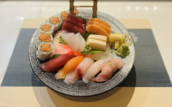 Blue Mountain (Sushi, Bar&Lounge) Picture 2