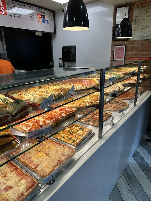 Rosa's Pizza Picture 3
