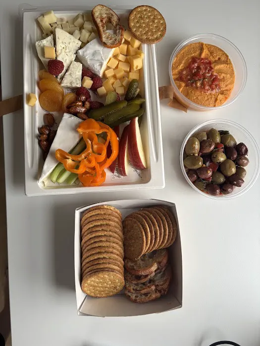 HappyBoards Cheese & Charcuterie Picture 10