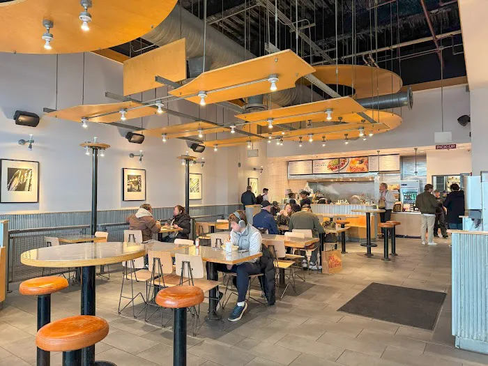 Chipotle Mexican Grill Picture 9