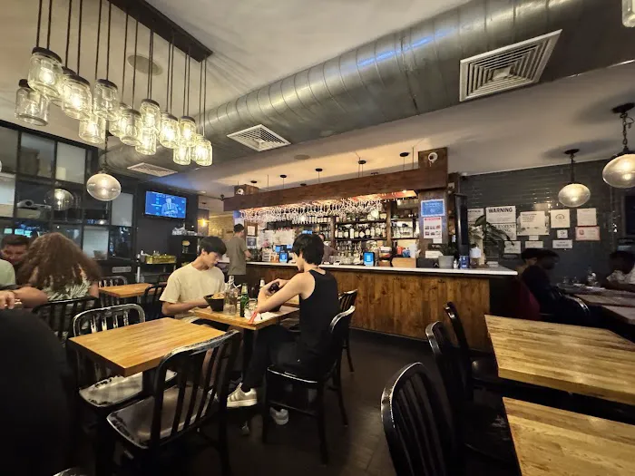 Zoob Zib Thai Authentic Noodle Bar Picture 1